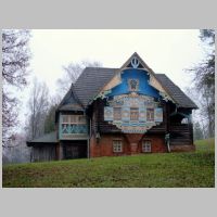Teremok House in Talashkino, a Russian Revival work by Sergey Malyutin (1901–02), photo Krassotkin, Wikipedia.JPG